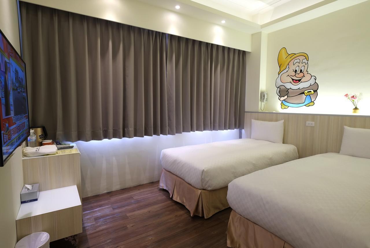 M Hotel Kaohsiung Dış mekan fotoğraf
