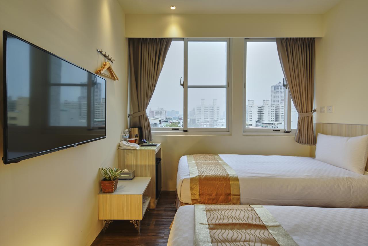M Hotel Kaohsiung Dış mekan fotoğraf