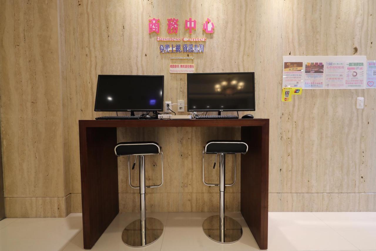 M Hotel Kaohsiung Dış mekan fotoğraf