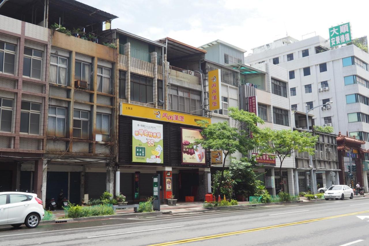 M Hotel Kaohsiung Dış mekan fotoğraf